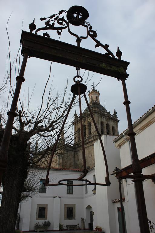 Sumaiya El Palacio Coria Exteriér fotografie