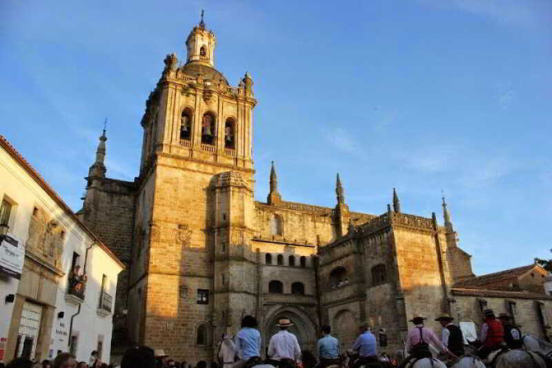 Sumaiya El Palacio Coria Exteriér fotografie