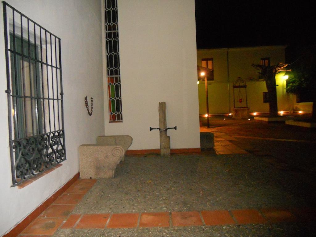 Sumaiya El Palacio Coria Exteriér fotografie